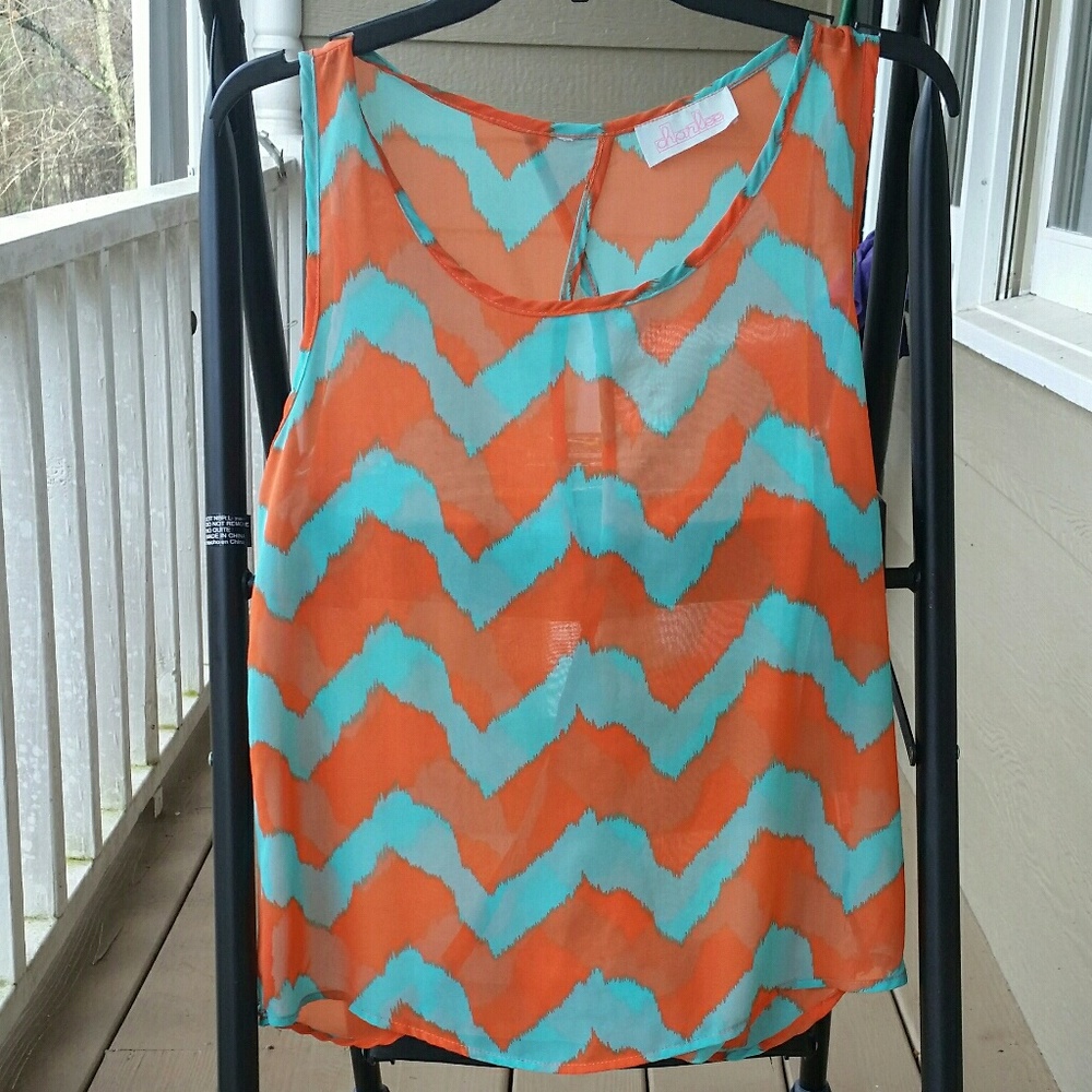 Bright openback patterned tanktop